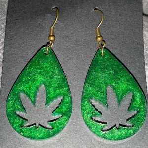 Leaf earrings